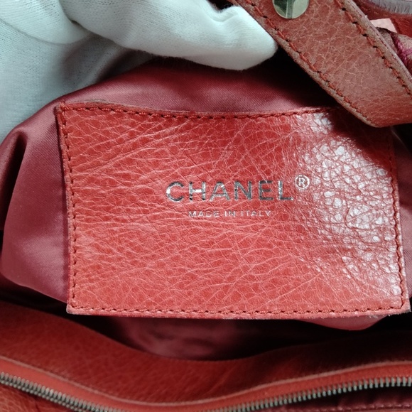 Chanel Tote Red Leather - Picture 6 of 8